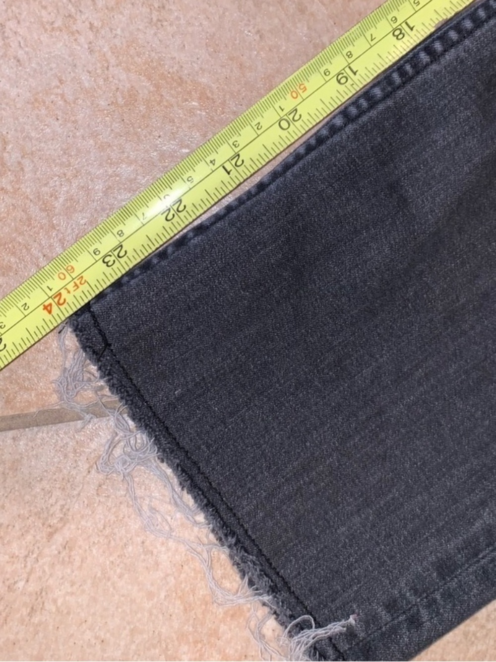 Anthropologie Pilcro Gray High Waist Relaxed Straight Leg Cropped Jeans 30 - Picture 5 of 8